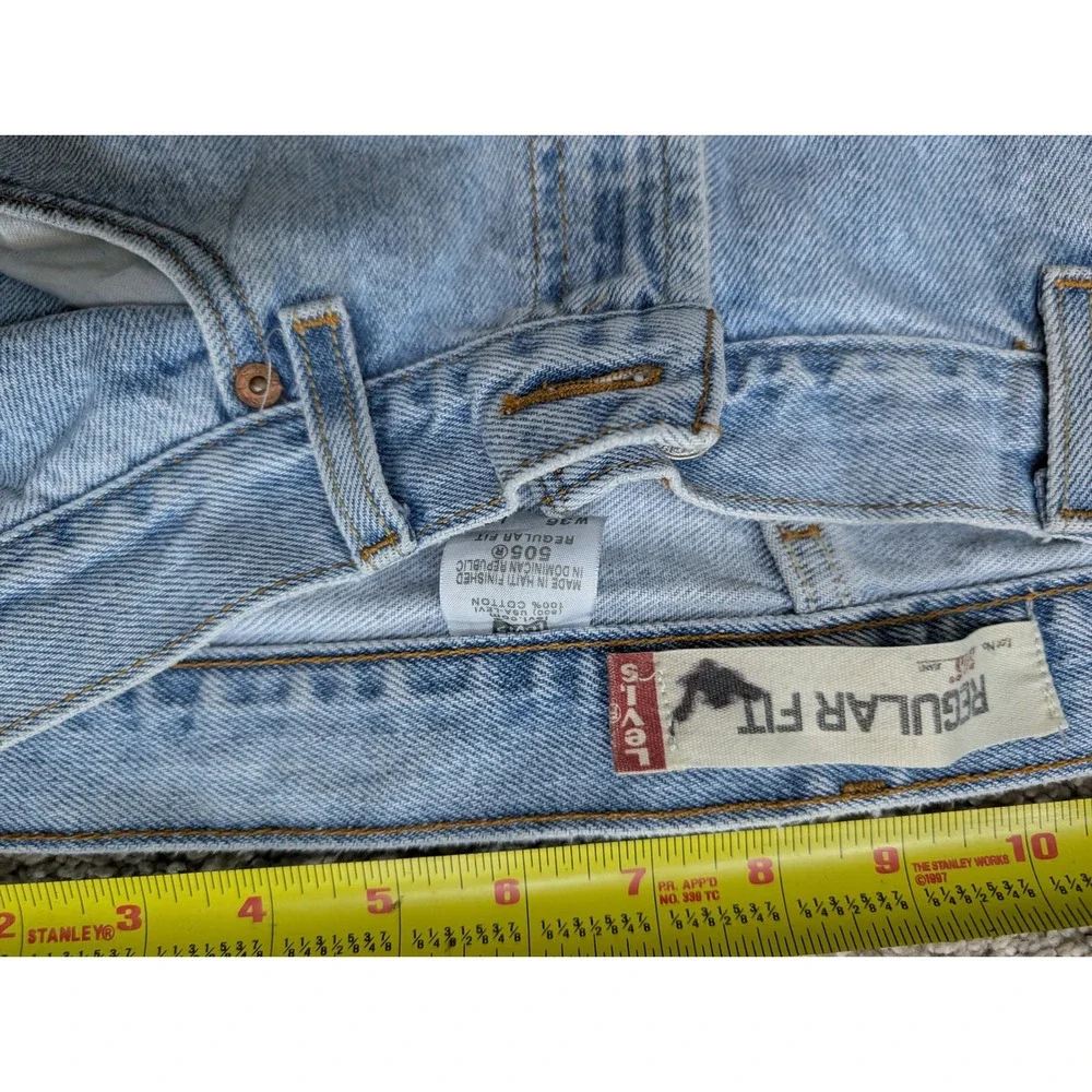Levi's 505 Regular Fit Jeans Mens 36x32 Cotton Light Blue Faded Distressed Y2K